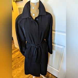 LONDON FOG ~BLACK LIGHTWEIGHT TRENCH COAT, BLACK SIZE MED